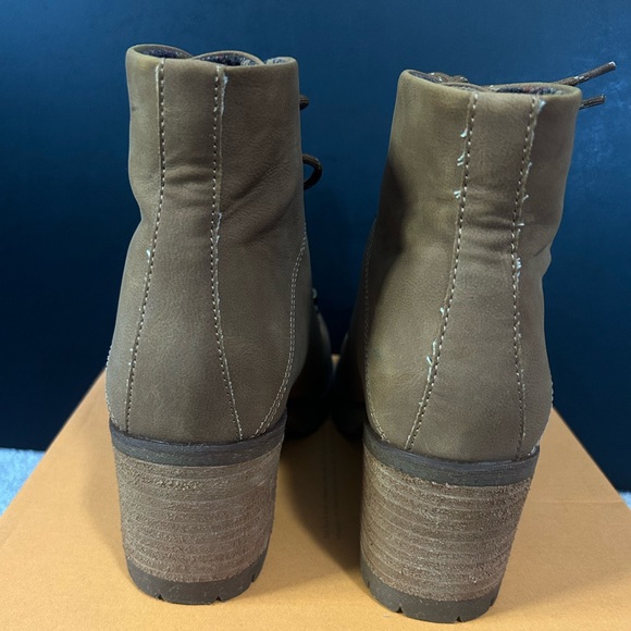 Korks Erica Boot size: 9.5 - Picture 5 of 11